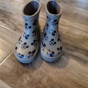 H&M mickey mouse boots